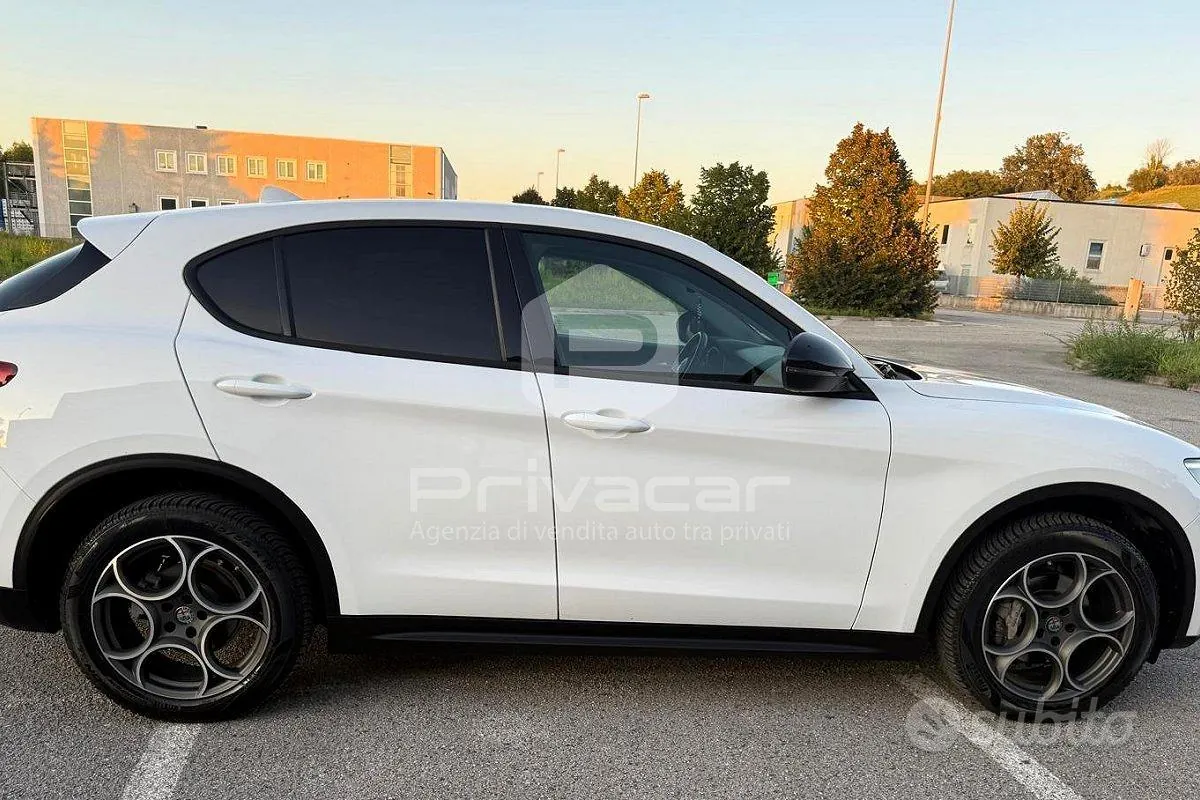 Alfa Romeo Stelvio 2019 photo 5