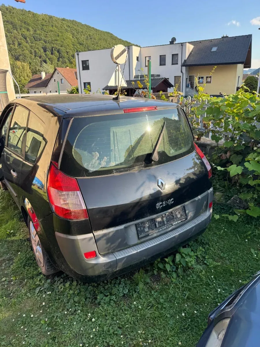 Renault Grand Scénic 2004 photo 3