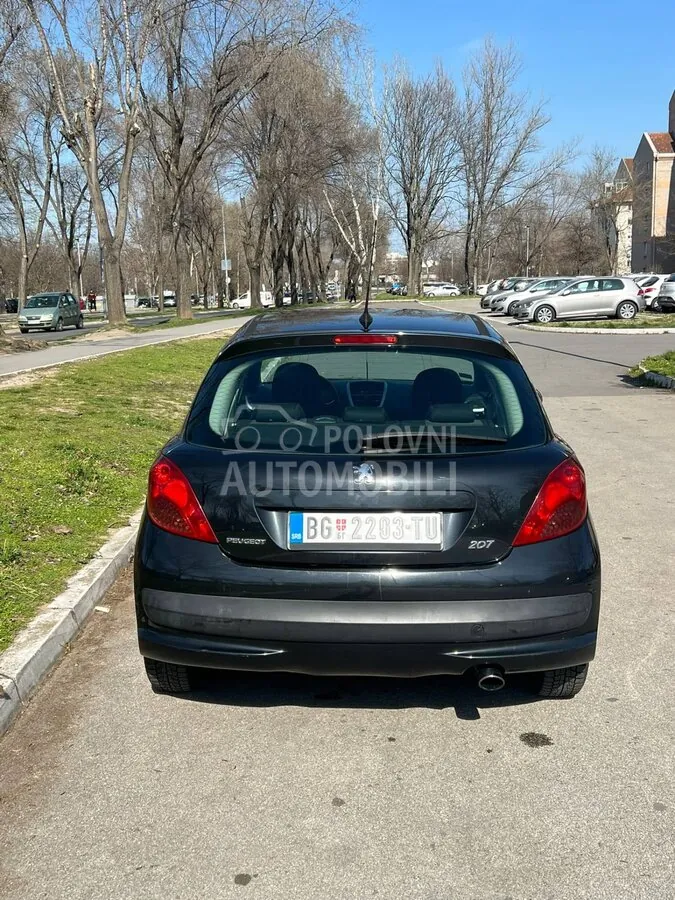 Peugeot 207 2008 photo 4