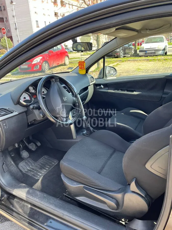 Peugeot 207 2008 photo 5