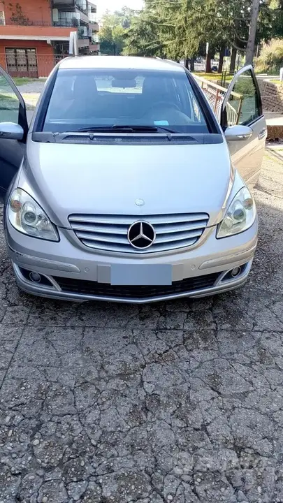 Mercedes-Benz B