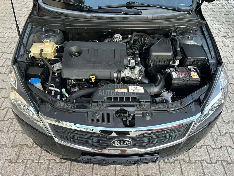 Kia Ceed Sw 2010 photo 4