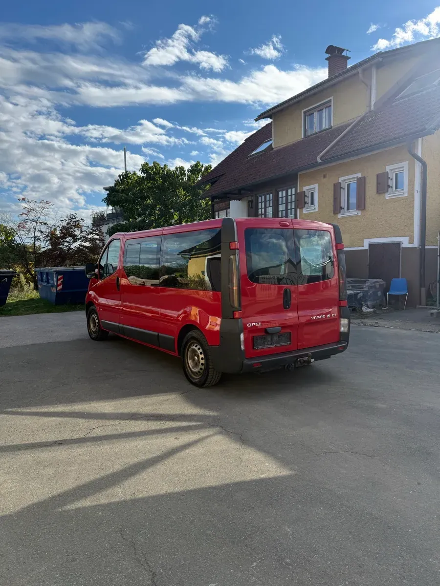 Opel Vivaro 2005 photo 3