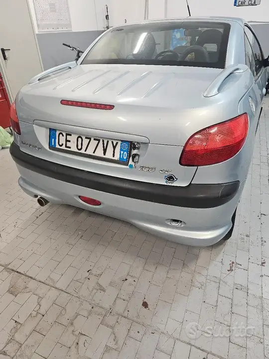 Peugeot 206 2003 photo 4