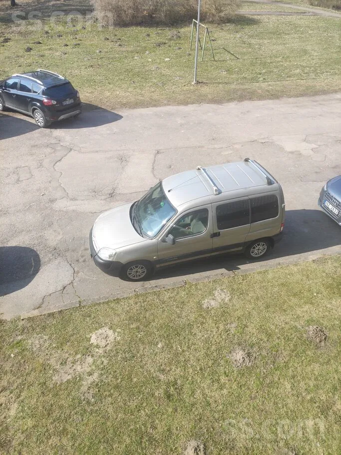 Citroen Berlingo 2008 photo 2