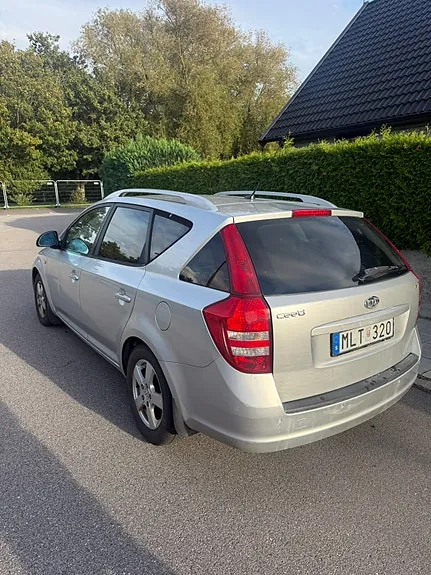 Kia Ceed 2008 photo 4