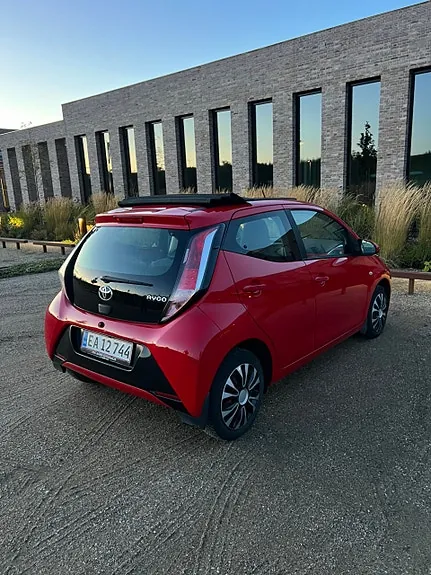 Toyota Aygo 2015 photo 4