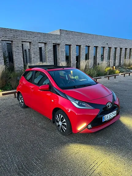Toyota Aygo 2015 photo 2