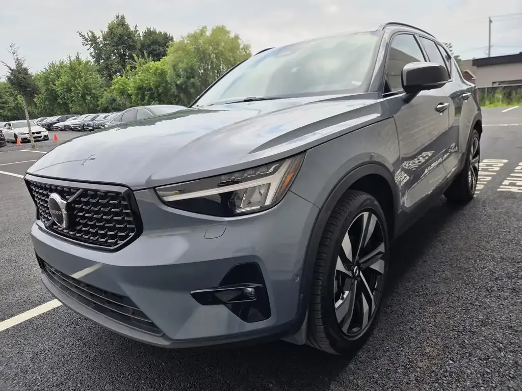 Volvo Xc40 2023 photo 3
