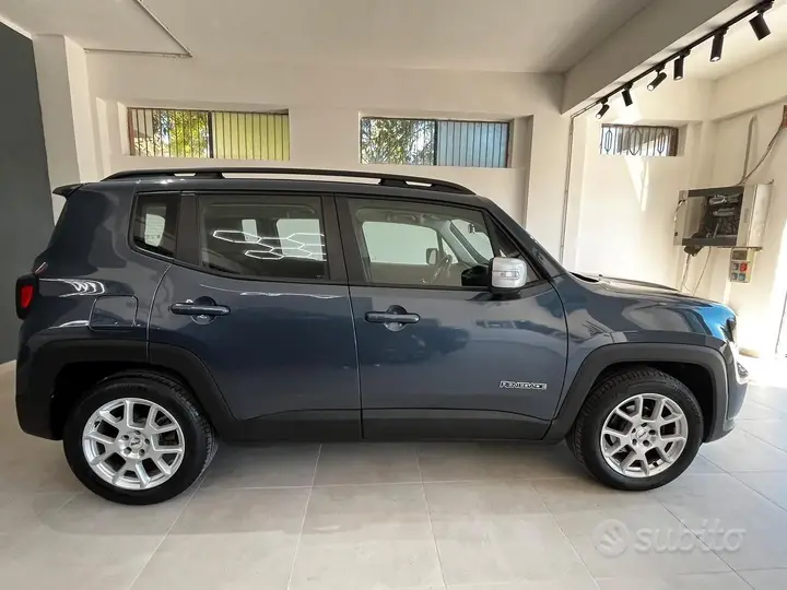 Jeep Renegade 2022 photo 4