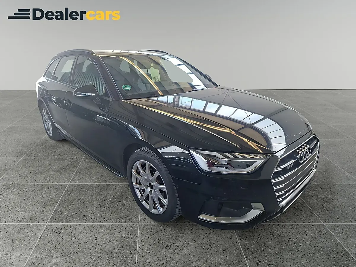 Audi A4 2023 photo 3