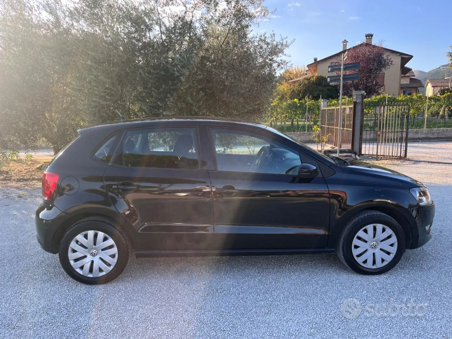 Volkswagen Polo 2009 photo 4