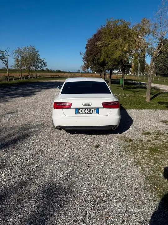 Audi A6 2011 photo 3