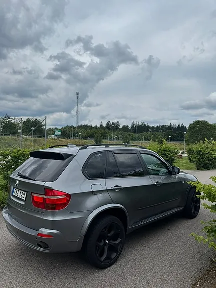 BMW X5 2007 photo 2