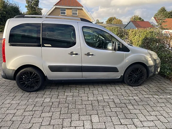 Citroen Berlingo 2009 photo 4