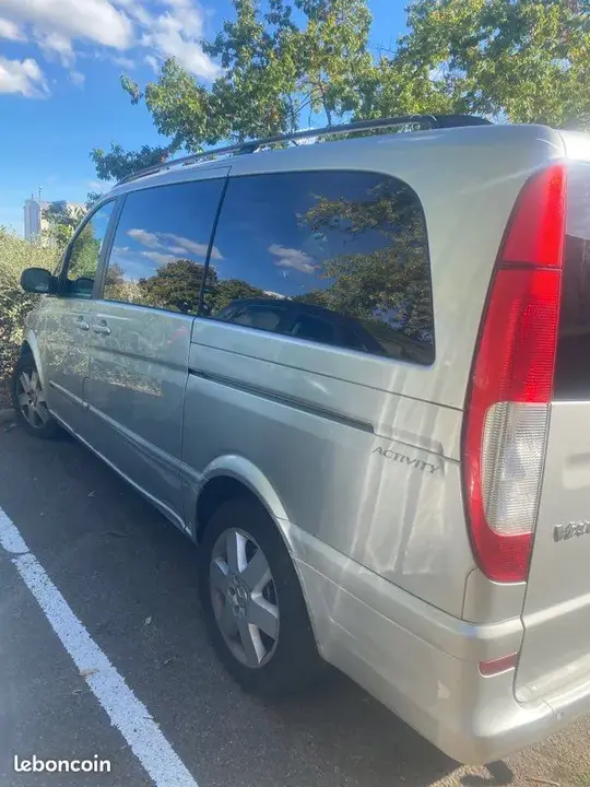 Mercedes-Benz Viano 2008 photo 2