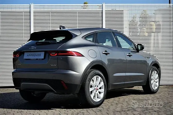 Jaguar E-Pace 2020 photo 2