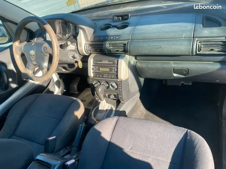 Land Rover Freelander 2005 photo 5