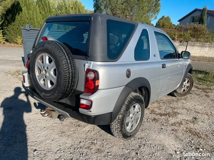 Land Rover Freelander 2005 photo 3