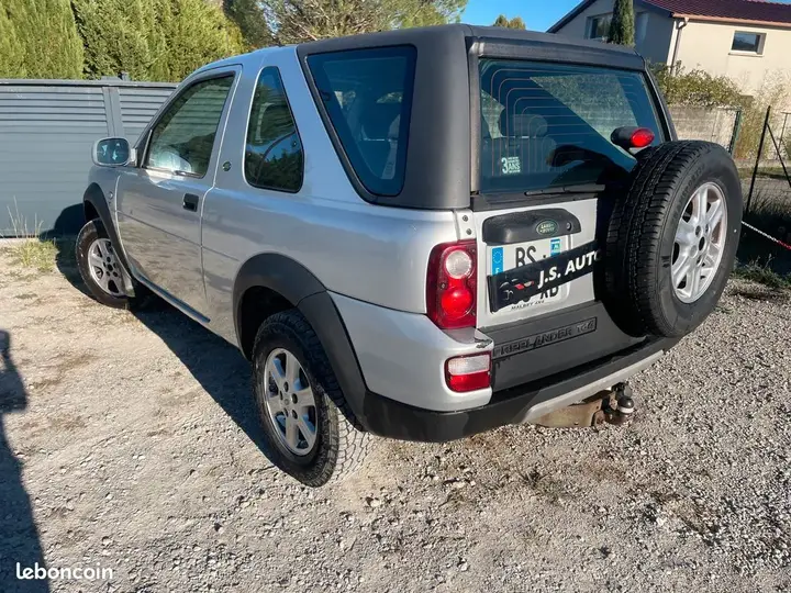 Land Rover Freelander 2005 photo 4