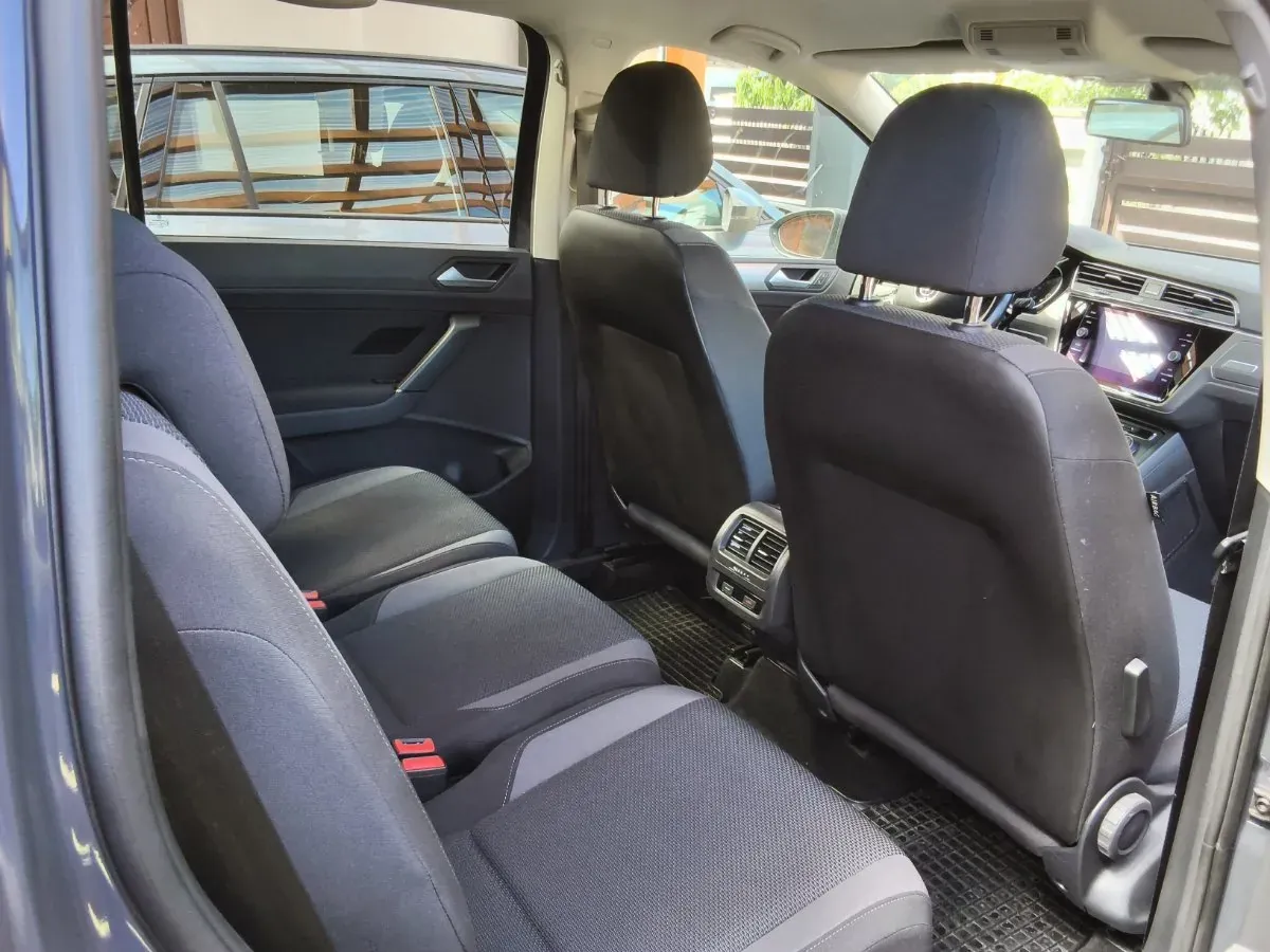 Volkswagen Touran 2019 photo 2