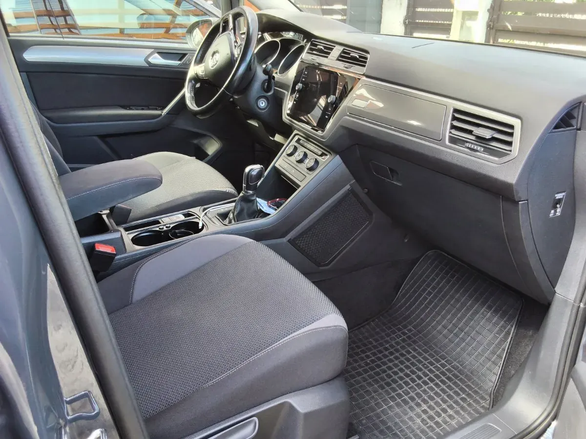 Volkswagen Touran 2019 photo 3