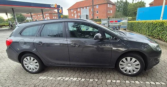 Opel Astra 2015 photo 3