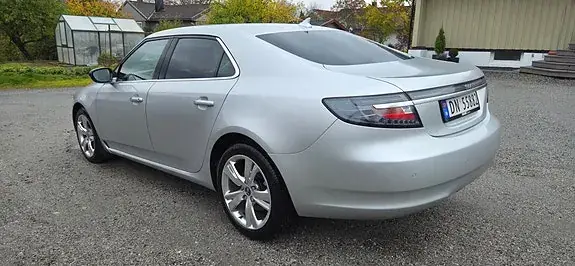 Saab 9-5 2011 photo 4