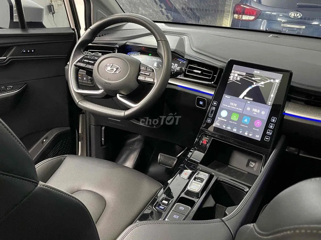 Hyundai Custin 2025 photo 3