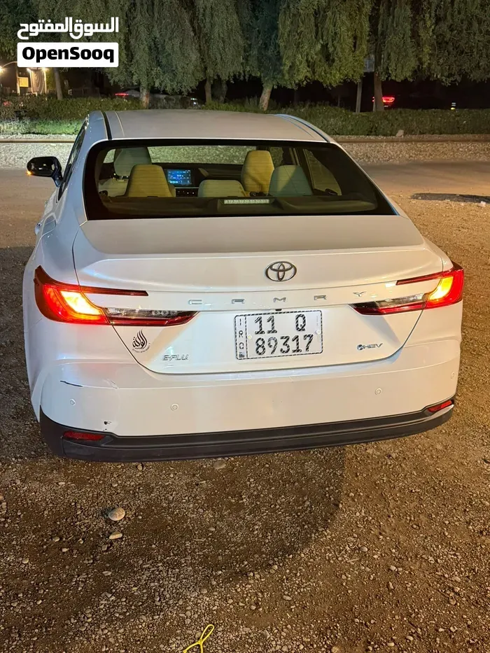 Toyota Camry 2025 photo 2