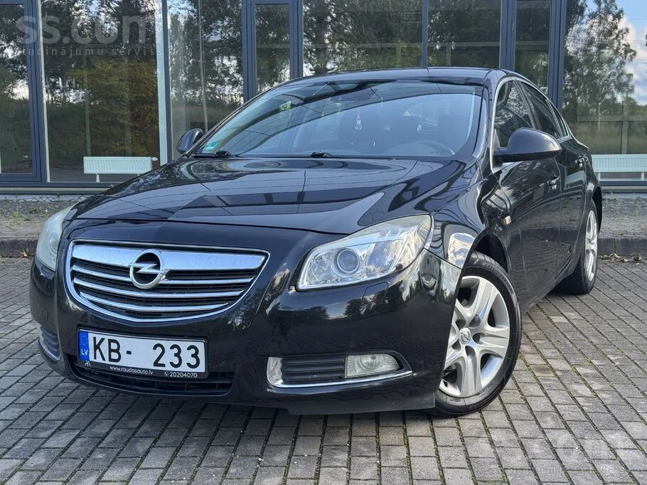Opel Insignia 2010 photo 2
