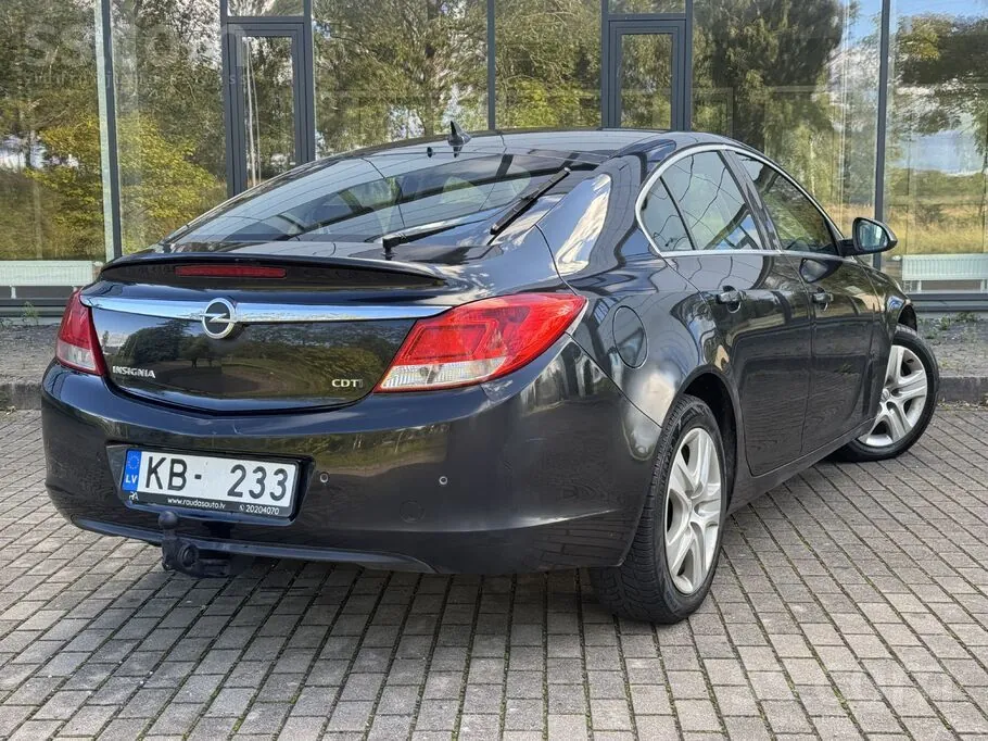 Opel Insignia 2010 photo 4