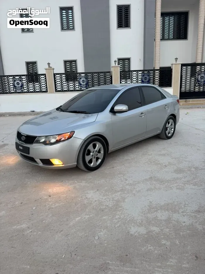Kia Forte 2012 photo 3