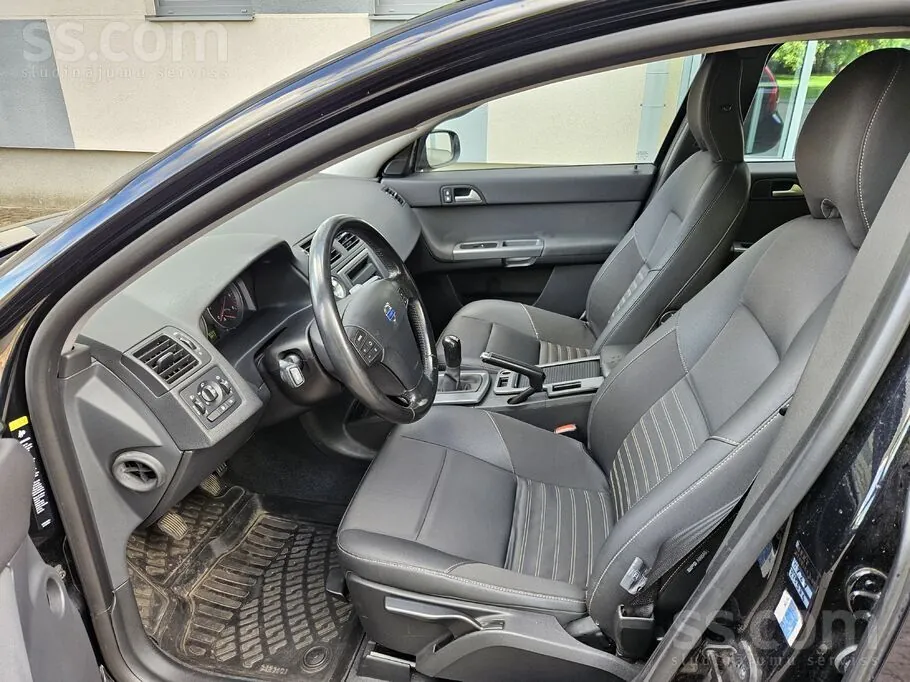Volvo V50 2008 photo 5
