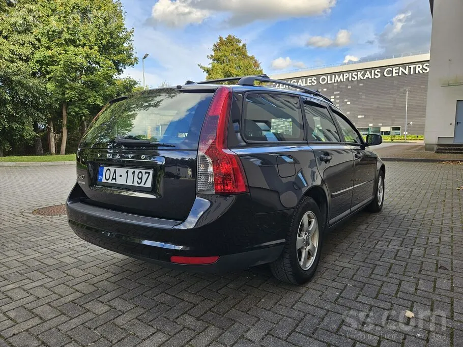 Volvo V50 2008 photo 4