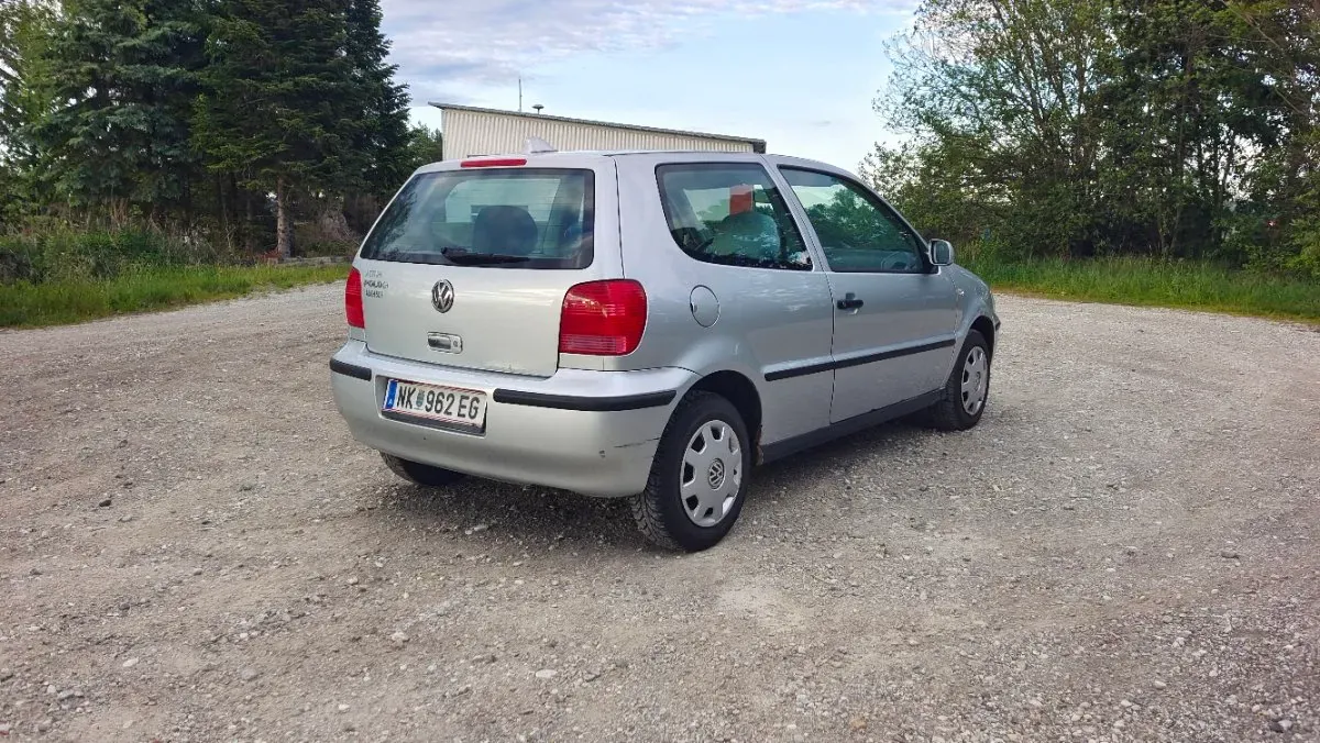 Volkswagen Polo 2000 photo 3
