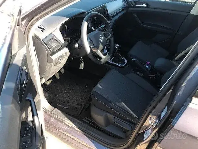 Volkswagen T-Cross 2025 photo 5