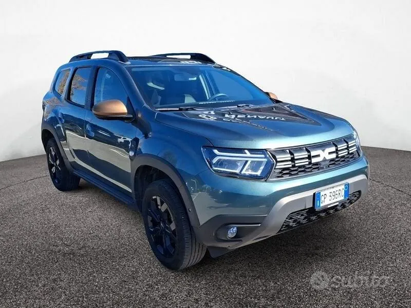 Dacia Duster 2023 photo 2