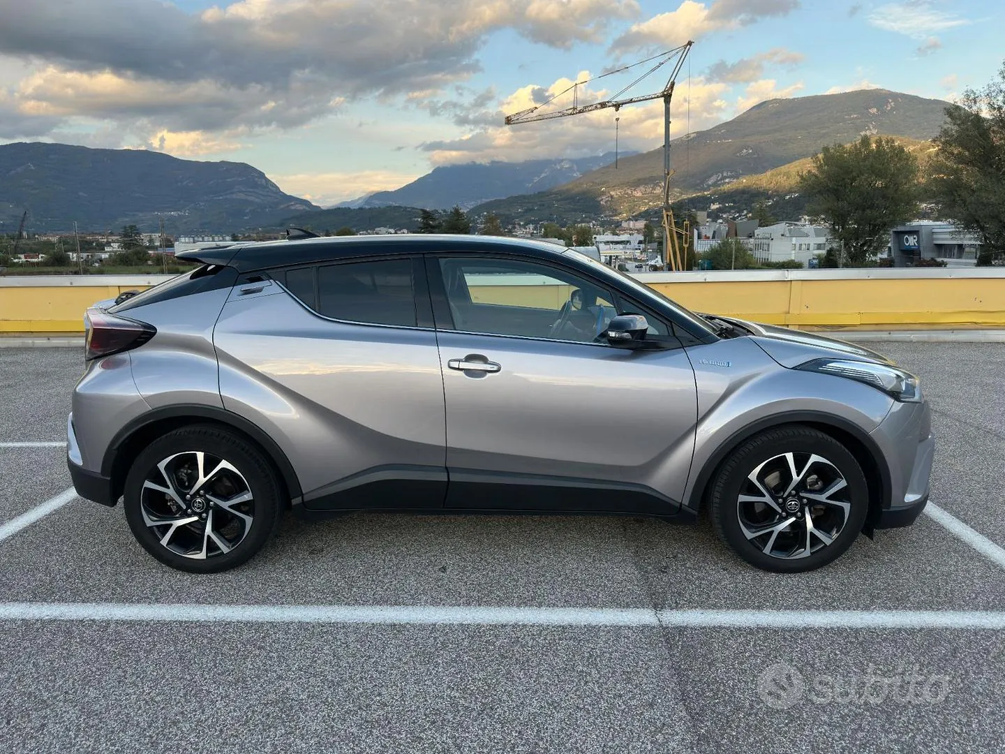 Toyota C-Hr 2016 photo 4