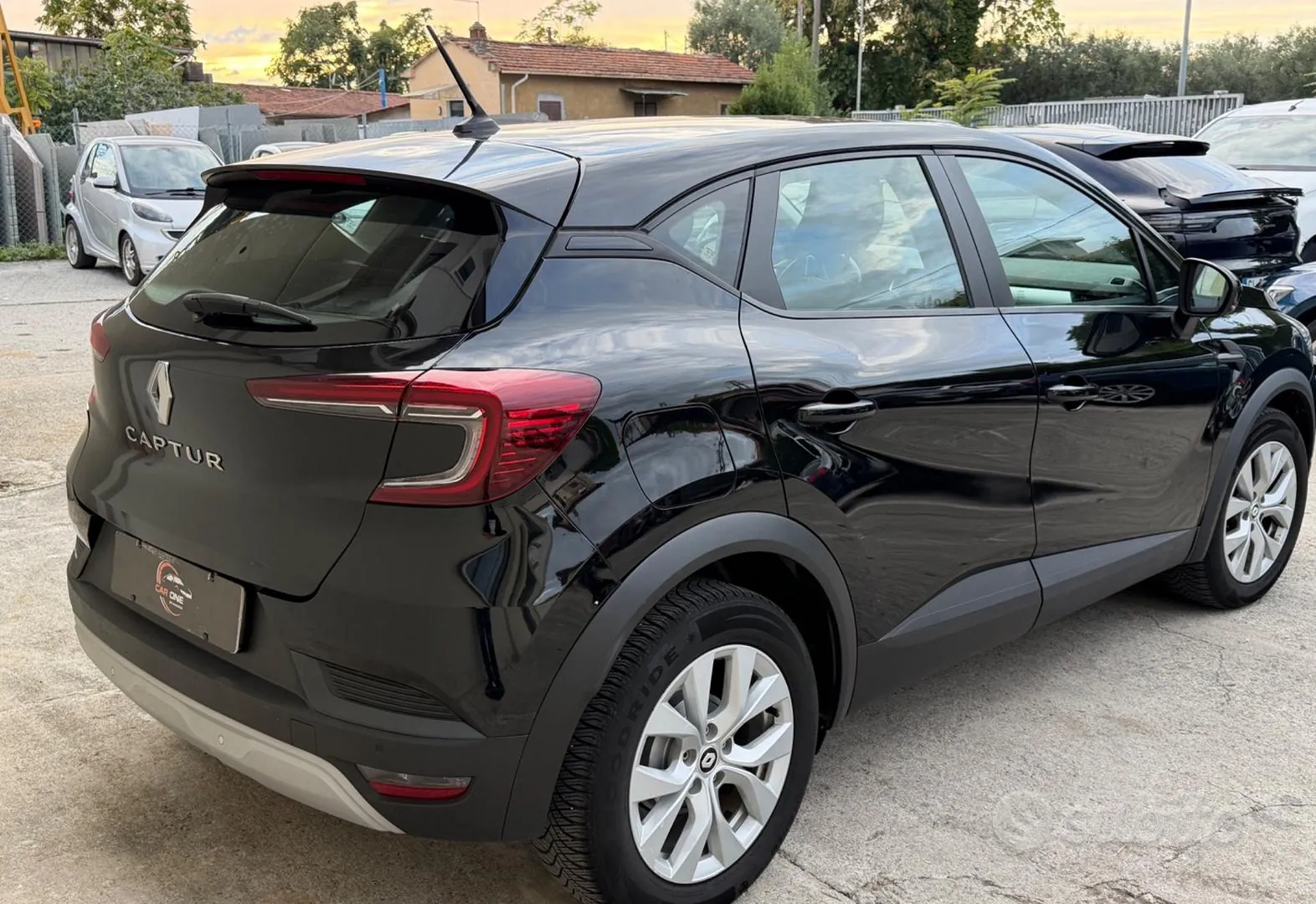 Renault Captur 2022 photo 4