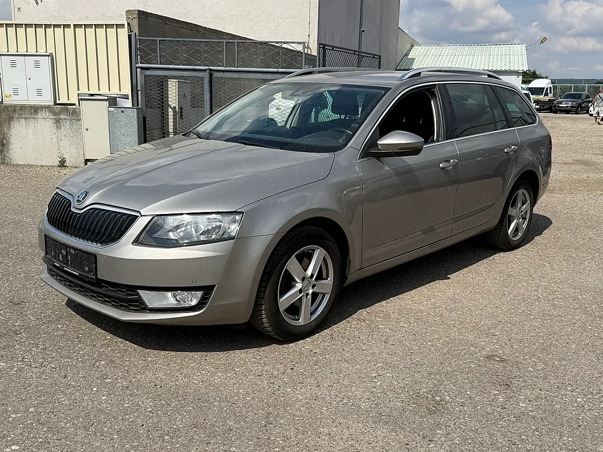 Skoda Octavia 2013 photo 3