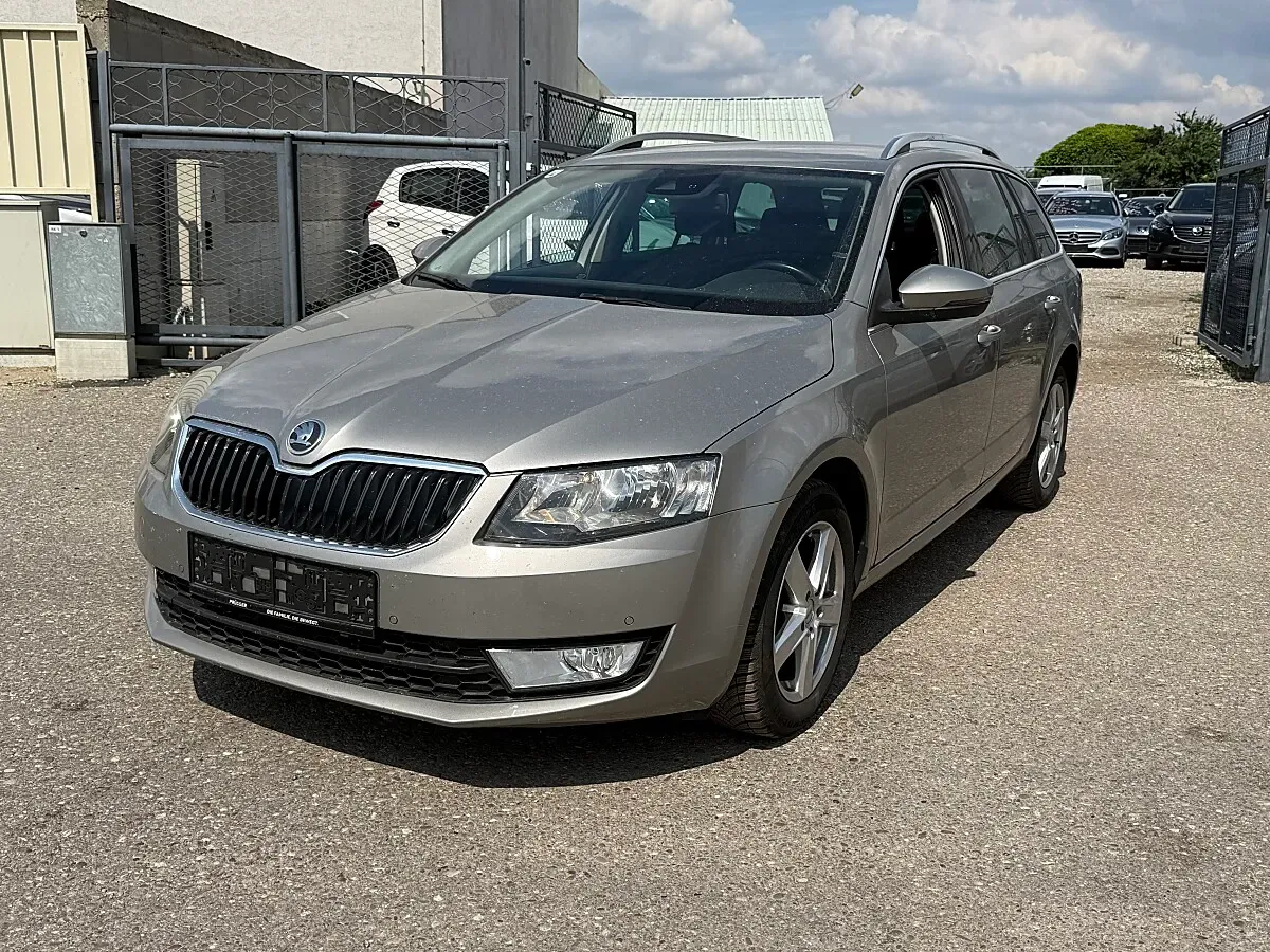 Skoda Octavia 2013 photo 2