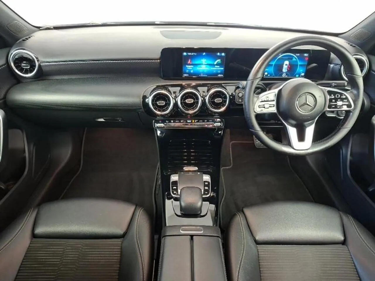Mercedes-Benz A-Class 2019 photo 3