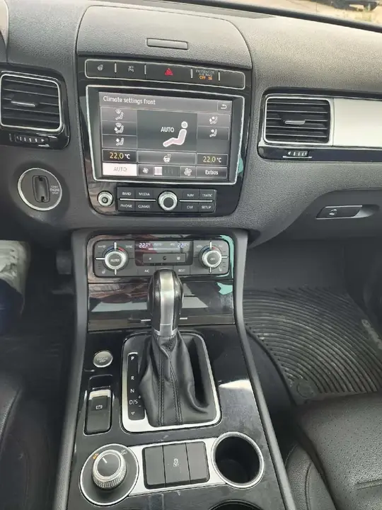 Volkswagen Touareg 2016 photo 3
