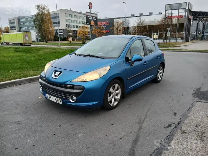 Peugeot 207 2006 photo 2