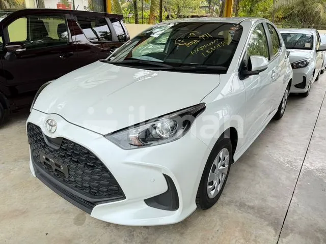 Toyota Yaris 2024 photo 2