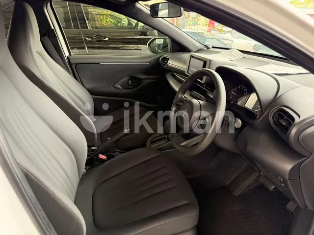 Toyota Yaris 2024 photo 3