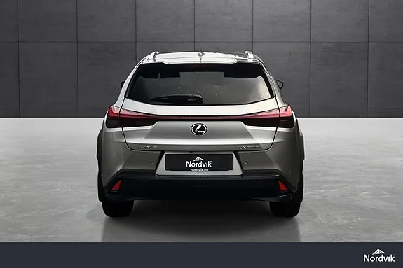 Lexus Ux300E 2025 photo 4
