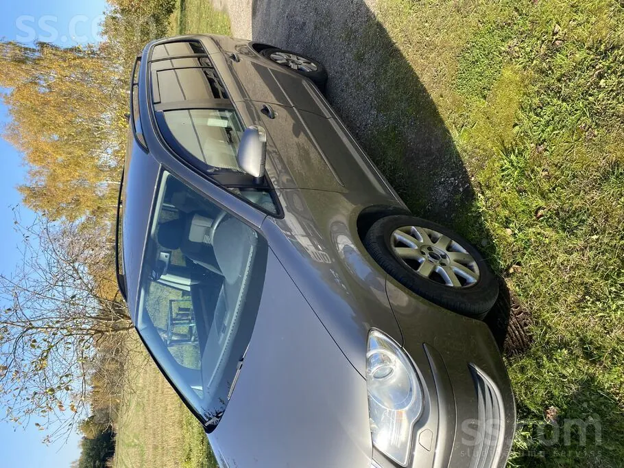 Volkswagen Touran 2008 photo 3