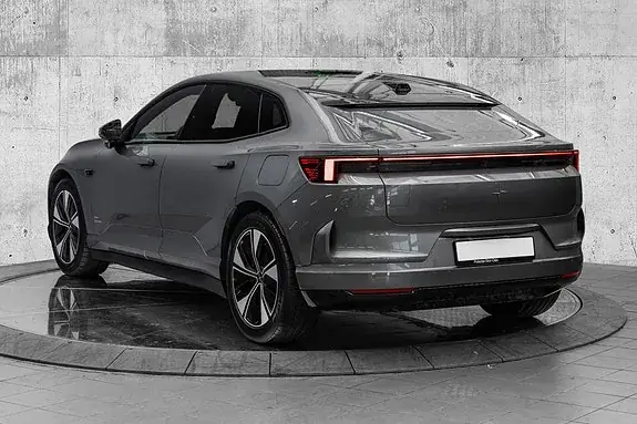 Polestar 4 2025 photo 5